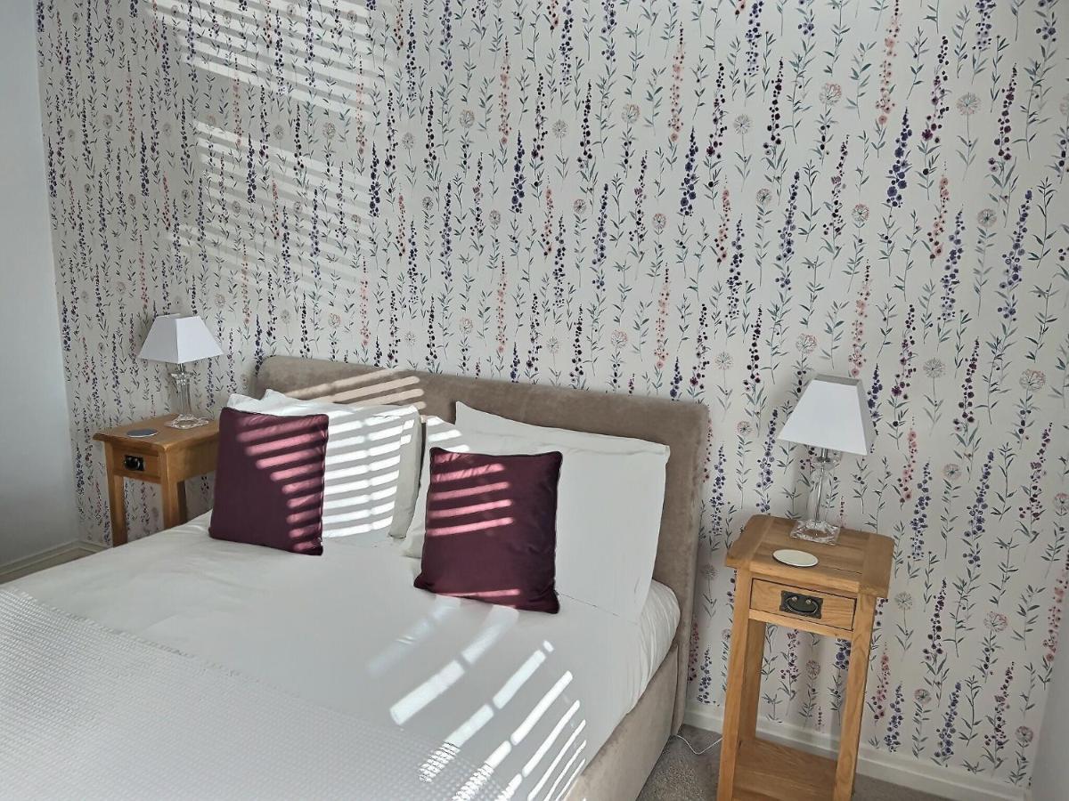 Middle Cottage York Bagian luar foto